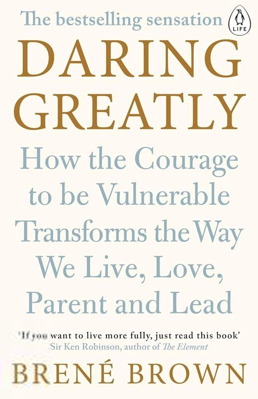 Brene Brown எழுதிய Daring Greatly - Book Cover