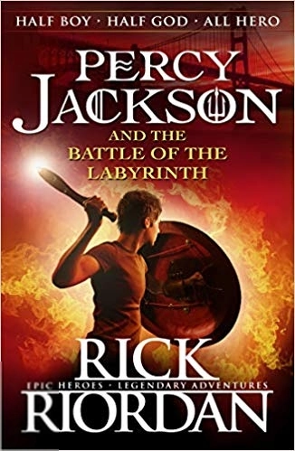 Rick Riordan எழுதிய Percy Jackson and the battle of the labyrinth (Book 4) - Book Cover